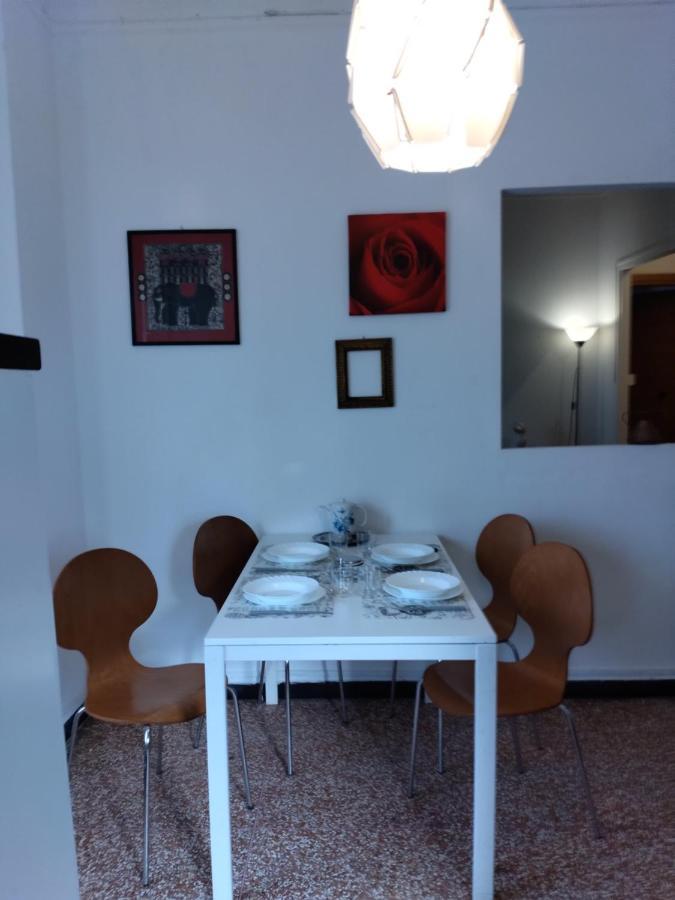 Trilocale Cecilia'S Studio Генуа Екстериор снимка