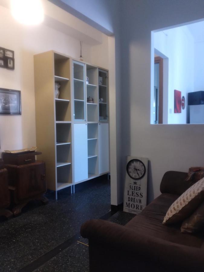 Trilocale Cecilia'S Studio Генуа Екстериор снимка