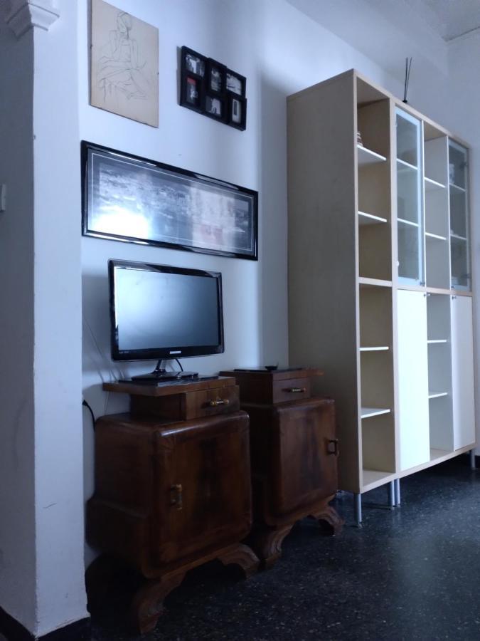 Trilocale Cecilia'S Studio Генуа Екстериор снимка