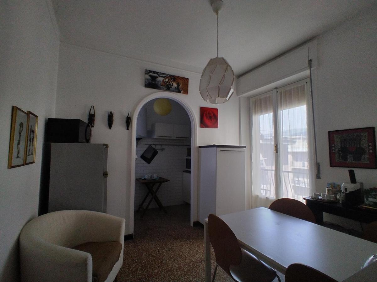 Trilocale Cecilia'S Studio Генуа Екстериор снимка